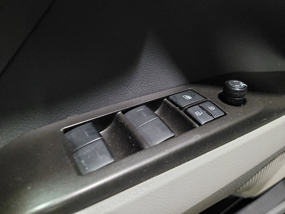 2021 Toyota Camry in New Castle, DE 19720 - 18093280 27