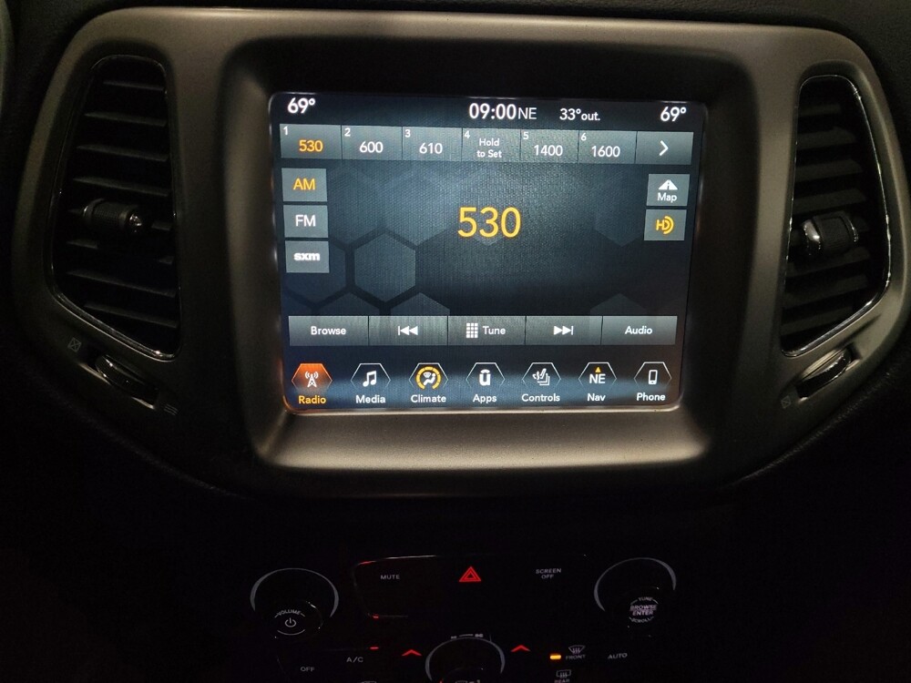 2017 Jeep Compass in Pittsburgh, PA 15236 - 18093283 25