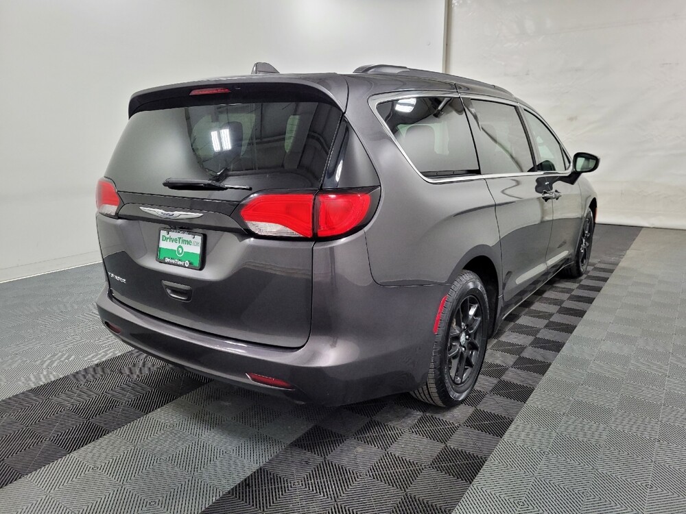 2020 Chrysler Voyager in Pittsburgh, PA 15236 - 18093285 9