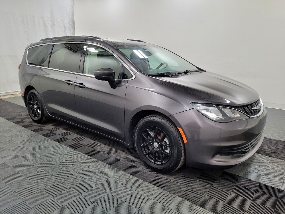 2020 Chrysler Voyager in Pittsburgh, PA 15236 - 18093285 11