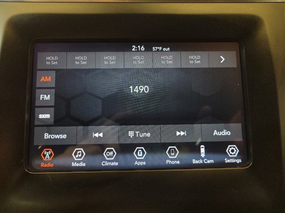 2020 Jeep Cherokee in Toledo, OH 43617 - 18093290 25