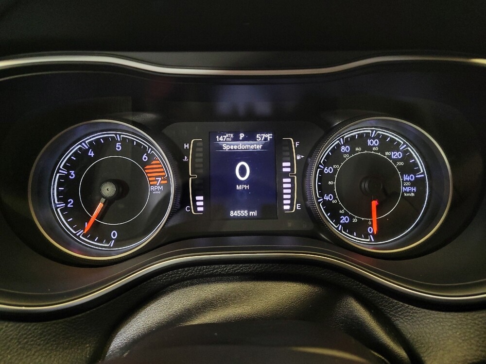 2020 Jeep Cherokee in Toledo, OH 43617 - 18093290 23