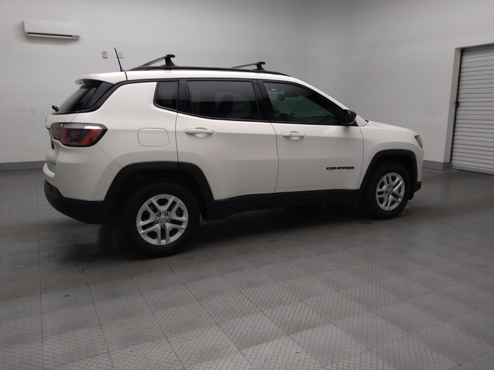 2018 Jeep Compass in Round Rock, TX 78664 - 18093292 10