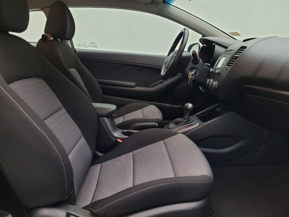 2016 Kia Forte Koup in Peoria, IL 61615 - 18093293 21