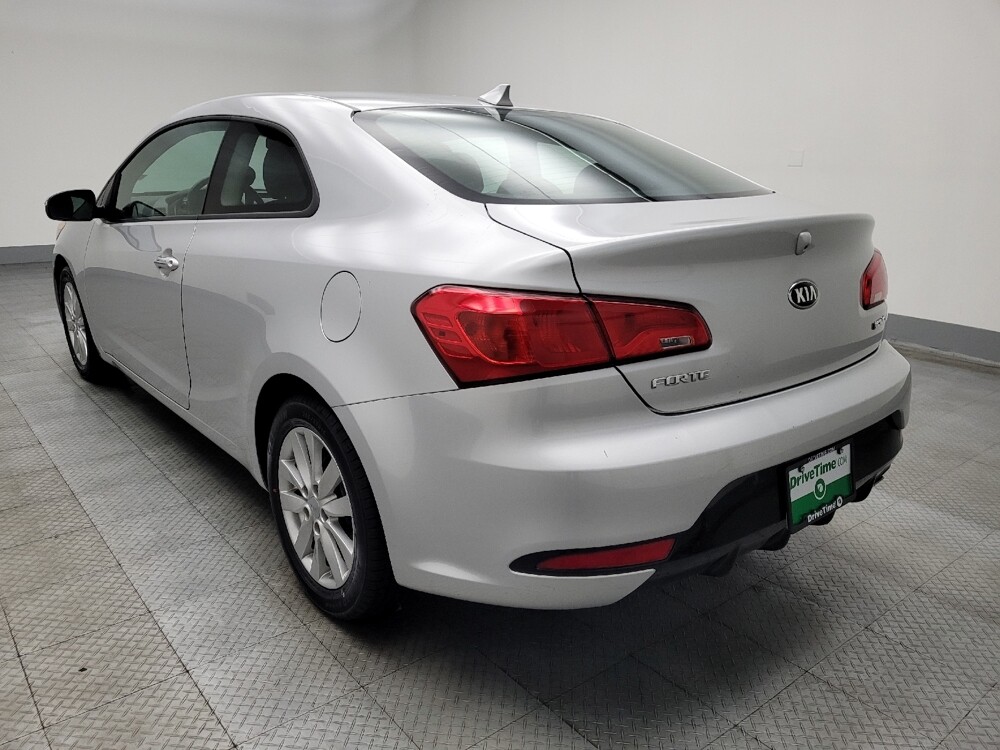 2016 Kia Forte Koup in Peoria, IL 61615 - 18093293 5