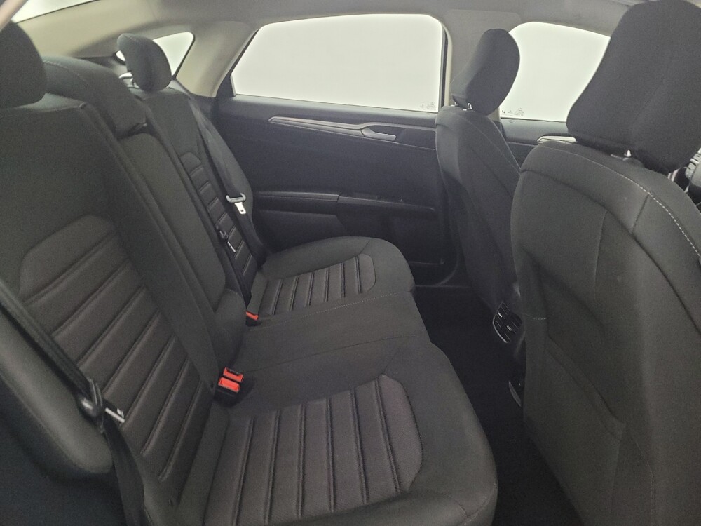 2020 Ford Fusion in Columbus, OH 43228 - 18093294 19