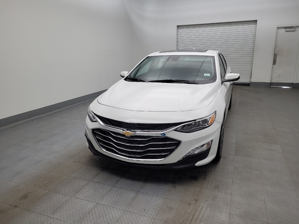 2020 Chevrolet Malibu in Columbus, OH 43228 - 18093296 15