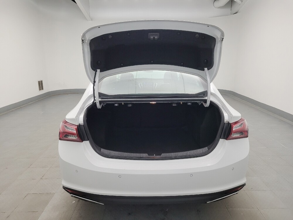 2020 Chevrolet Malibu in Columbus, OH 43228 - 18093296 29