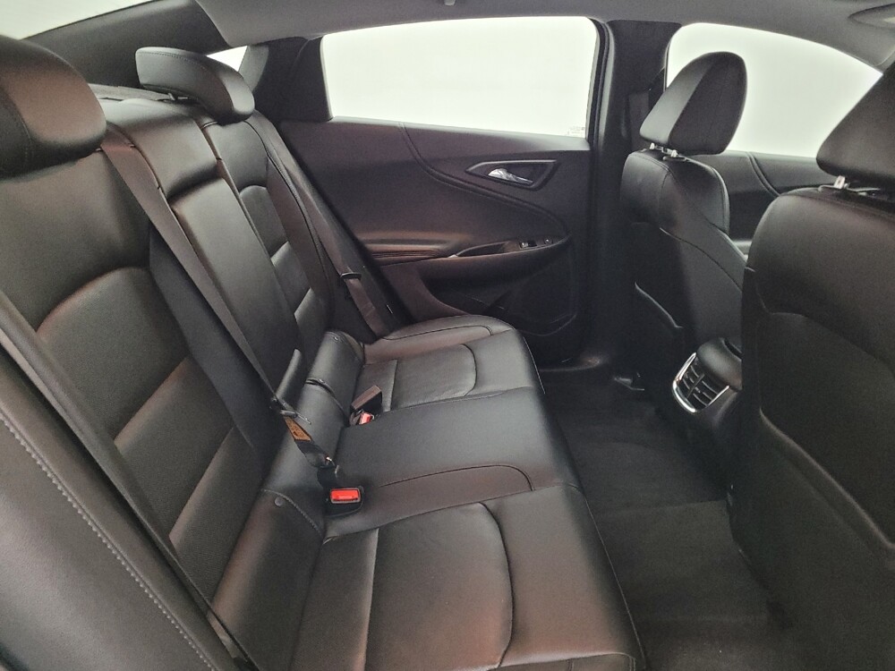 2020 Chevrolet Malibu in Columbus, OH 43228 - 18093296 19