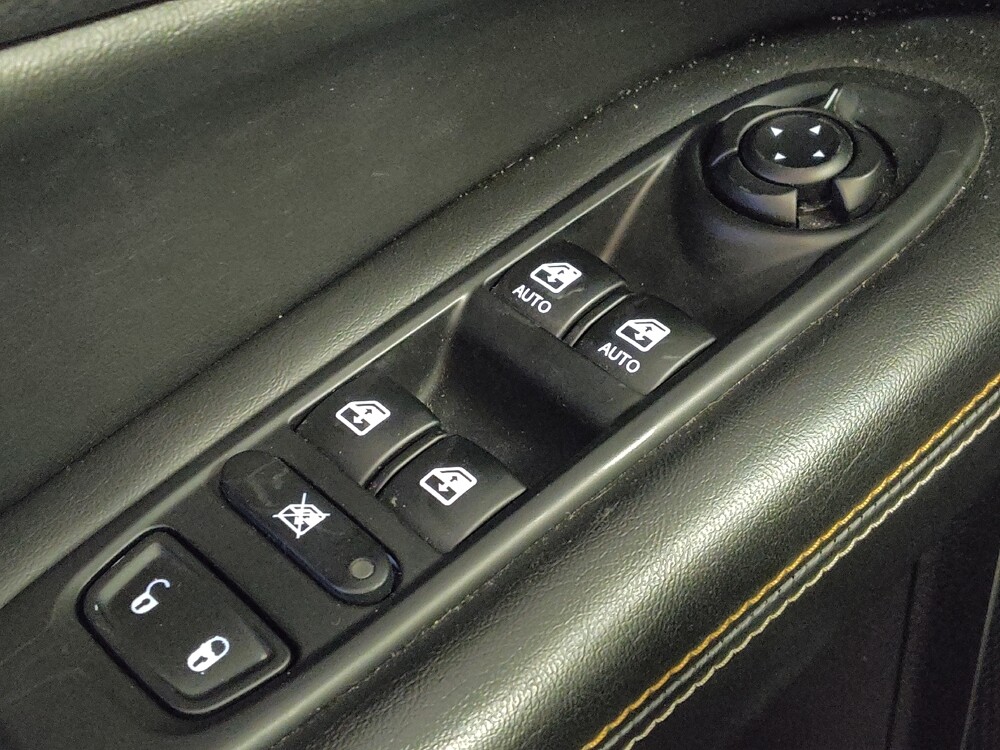 2018 Jeep Compass in Baton Rouge, LA 70816 - 18093300 27