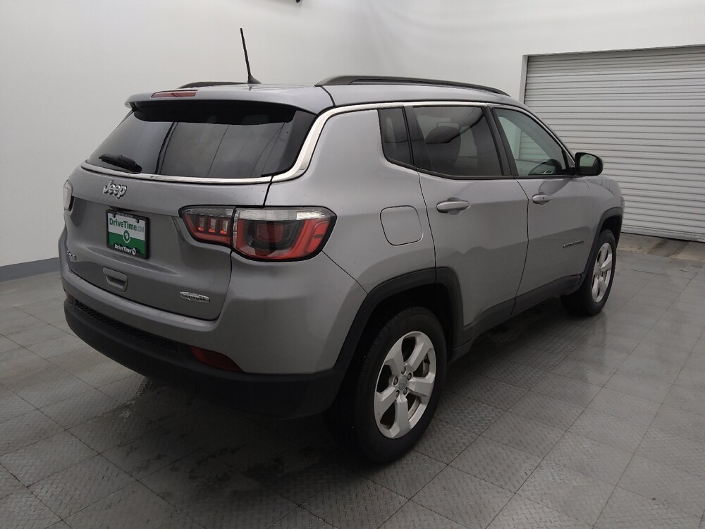 2018 Jeep Compass in Baton Rouge, LA 70816 - 18093300 9