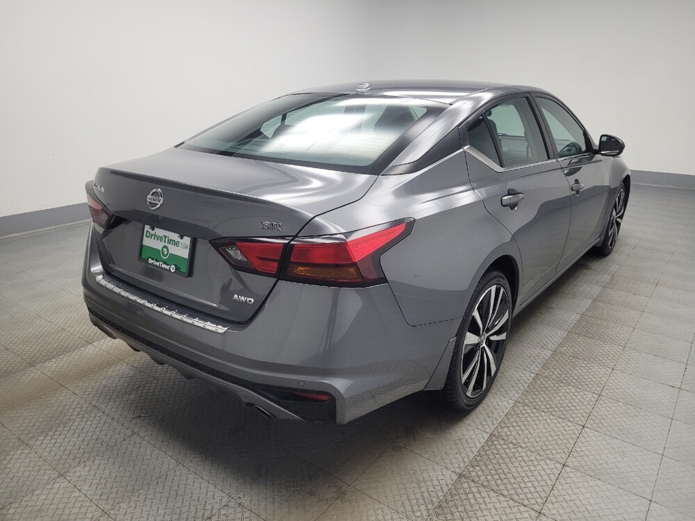 2021 Nissan Altima in Indianapolis, IN 46222 - 18093302 9