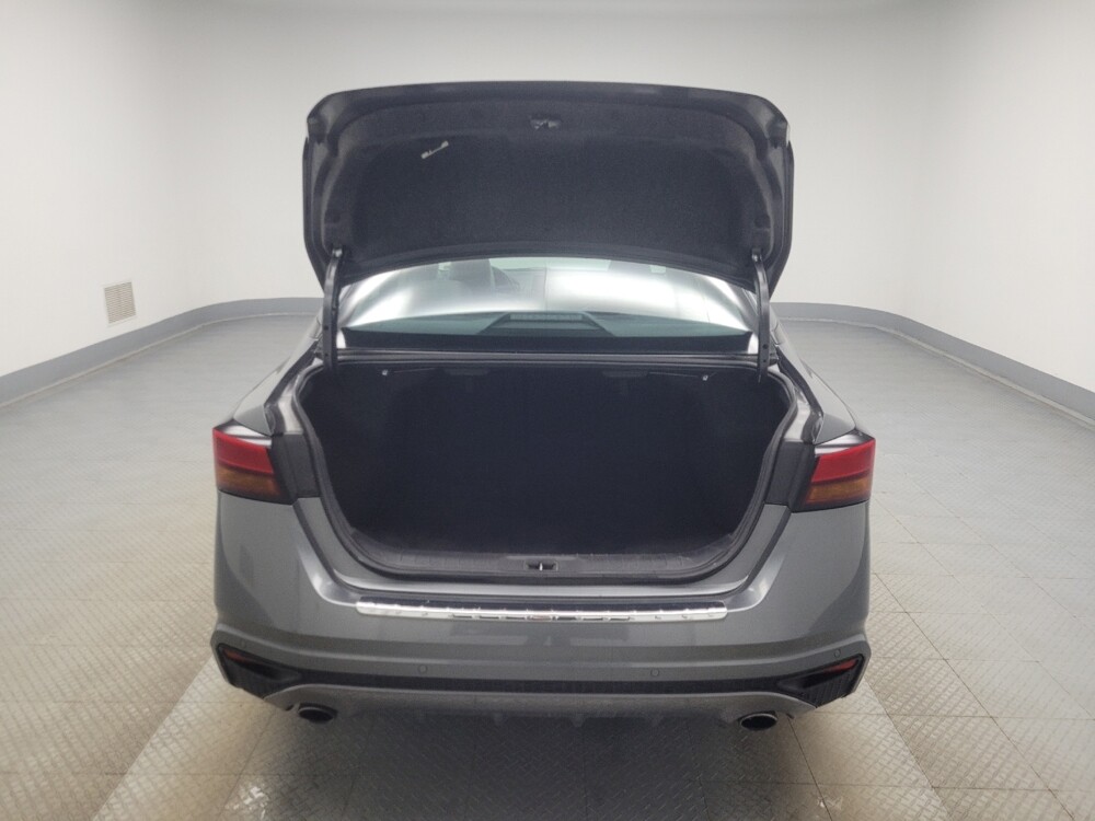 2021 Nissan Altima in Indianapolis, IN 46222 - 18093302 29