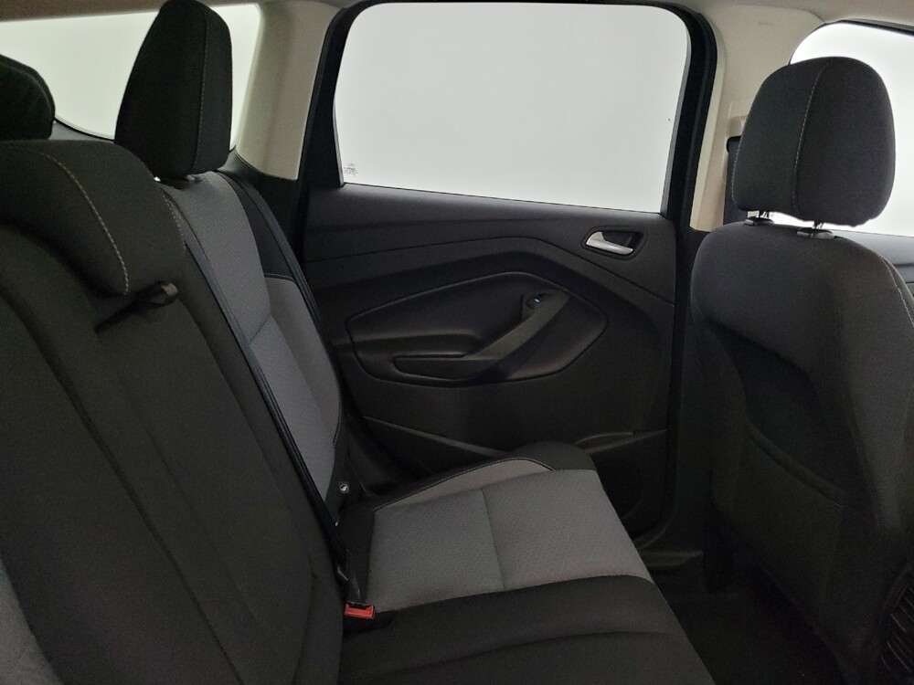 2017 Ford Escape in Clearwater, FL 33764 - 18093308 19