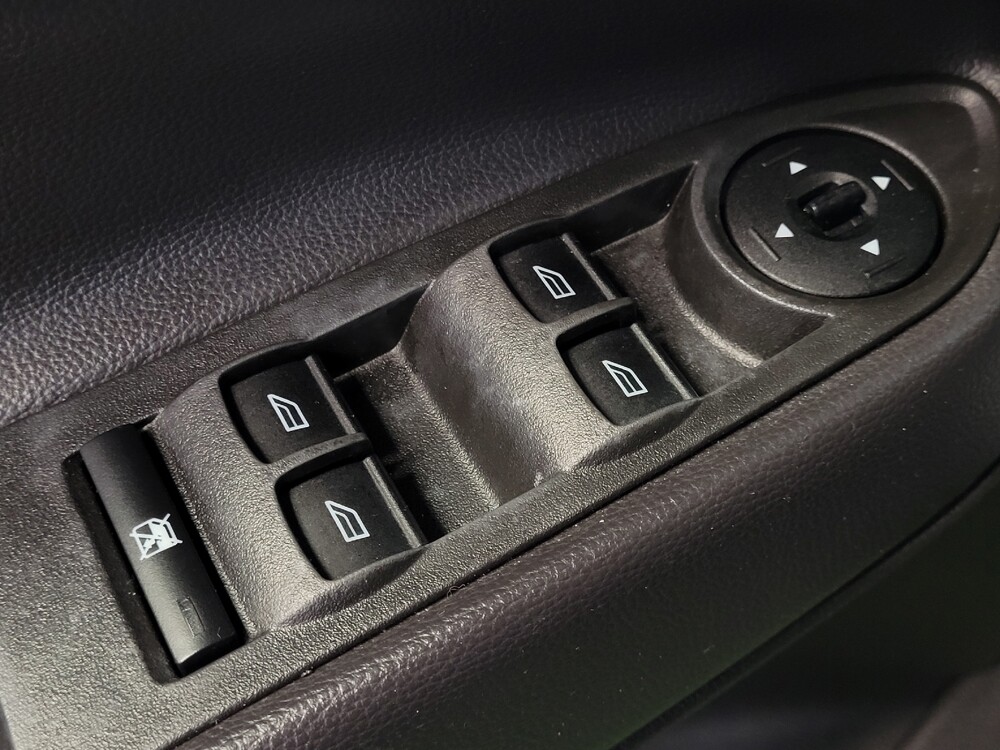 2017 Ford Escape in Clearwater, FL 33764 - 18093308 27