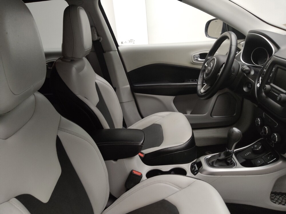 2018 Jeep Compass in Grand Rapids, MI 49508 - 18093309 21