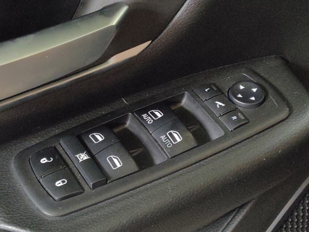 2019 RAM 1500 in Fort Myers, FL 33907 - 18093319 27