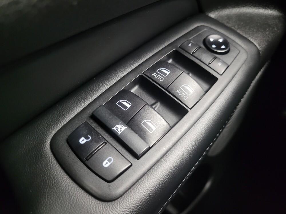 2020 Jeep Grand Cherokee in Indianapolis, IN 46219 - 18093320 27