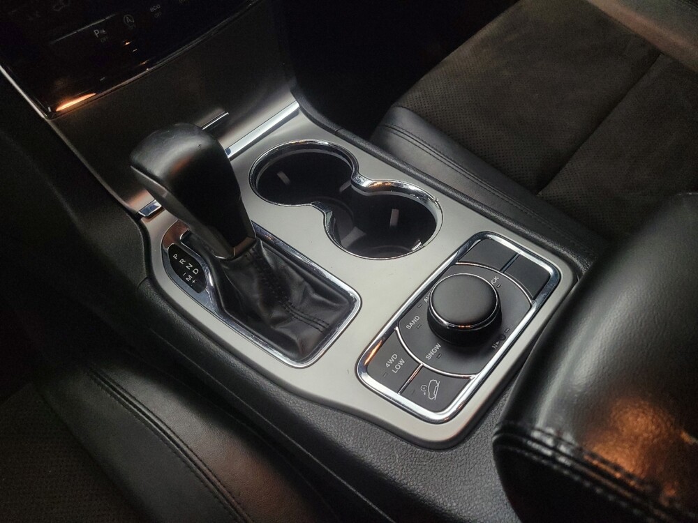 2020 Jeep Grand Cherokee in Indianapolis, IN 46219 - 18093320 26