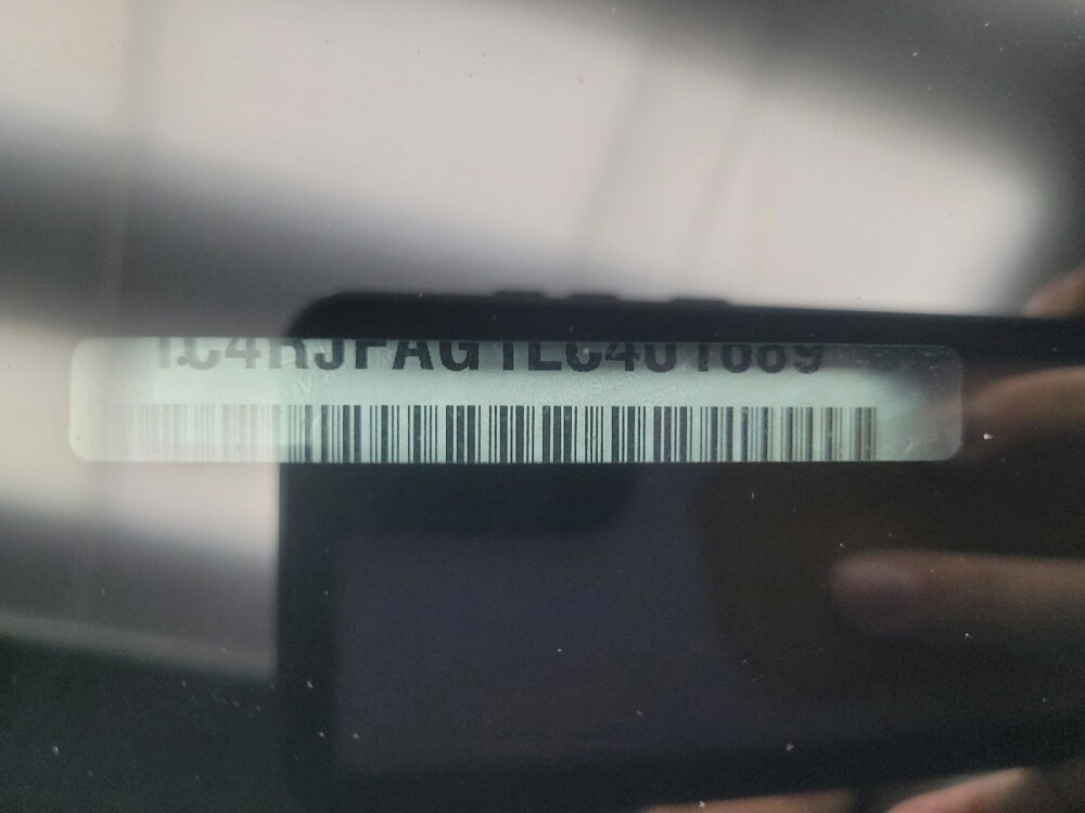 2020 Jeep Grand Cherokee in Indianapolis, IN 46219 - 18093320 33