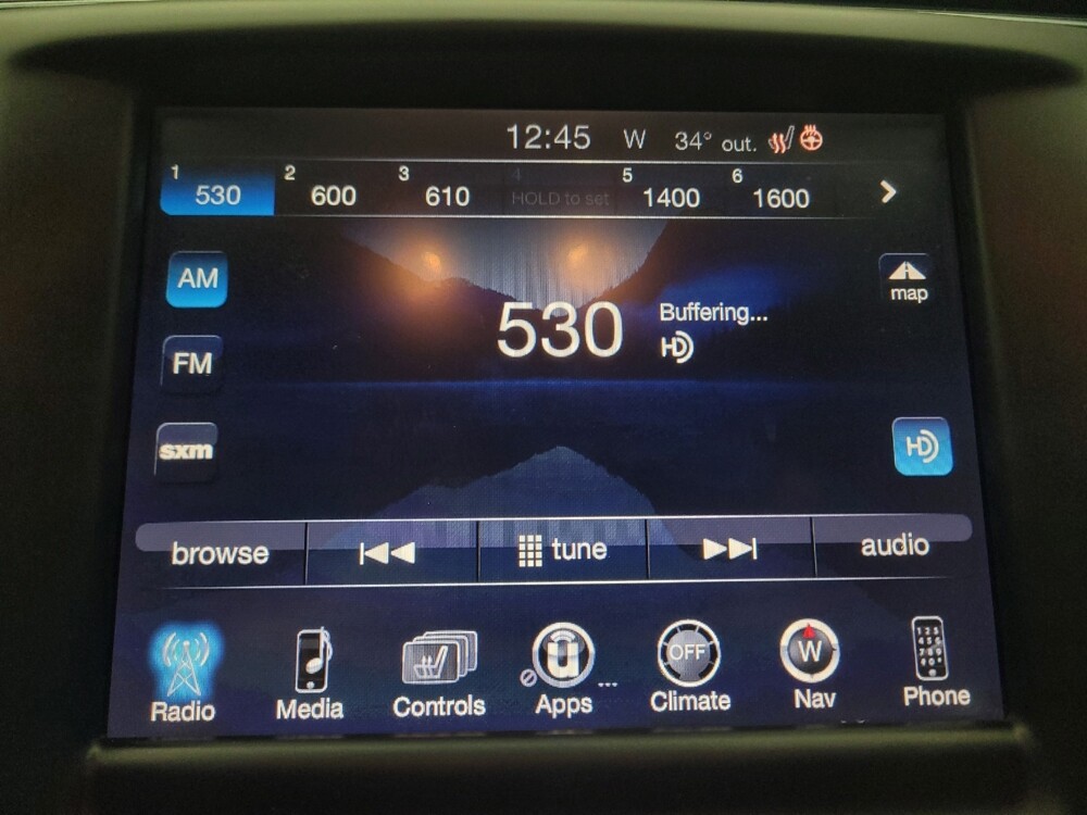 2015 Chrysler 200 in Columbus, OH 43228 - 18093323 25