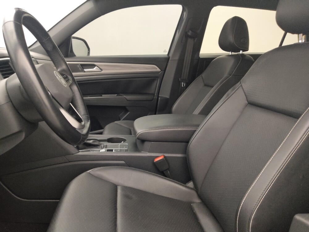 2020 Volkswagen Atlas in Tampa, FL 33619 - 18093326 17