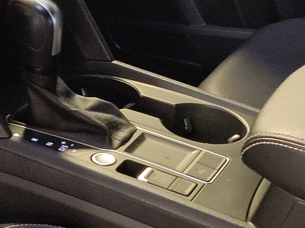 2020 Volkswagen Atlas in Tampa, FL 33619 - 18093326 26