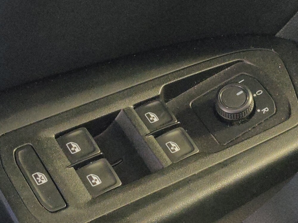 2020 Volkswagen Atlas in Tampa, FL 33619 - 18093326 27