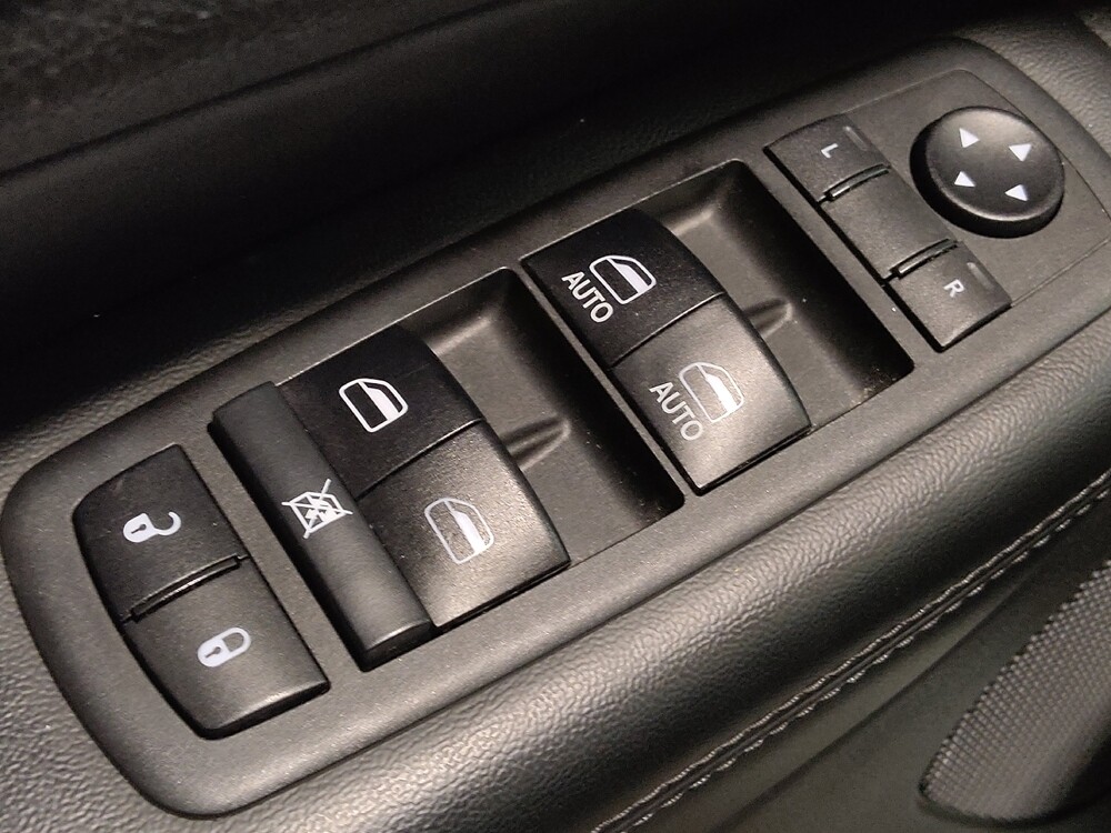 2018 Jeep Grand Cherokee in Oklahoma City, OK 73139 - 18093329 27