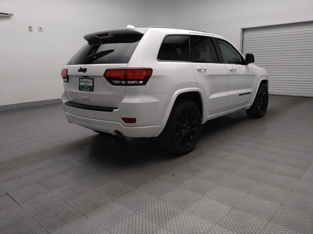 2018 Jeep Grand Cherokee in Oklahoma City, OK 73139 - 18093329 9