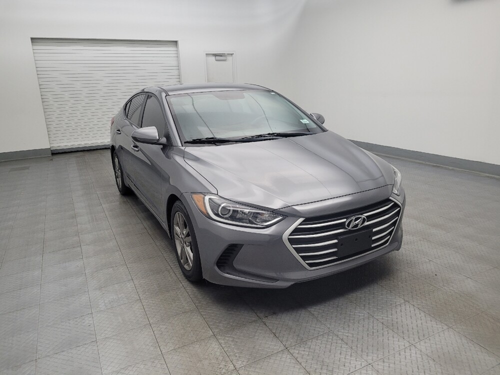 2018 Hyundai Elantra in Columbus, OH 43228 - 18093335 13
