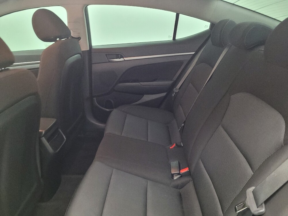 2018 Hyundai Elantra in Columbus, OH 43228 - 18093335 18