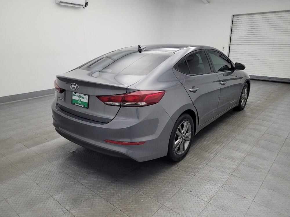 2018 Hyundai Elantra in Columbus, OH 43228 - 18093335 9