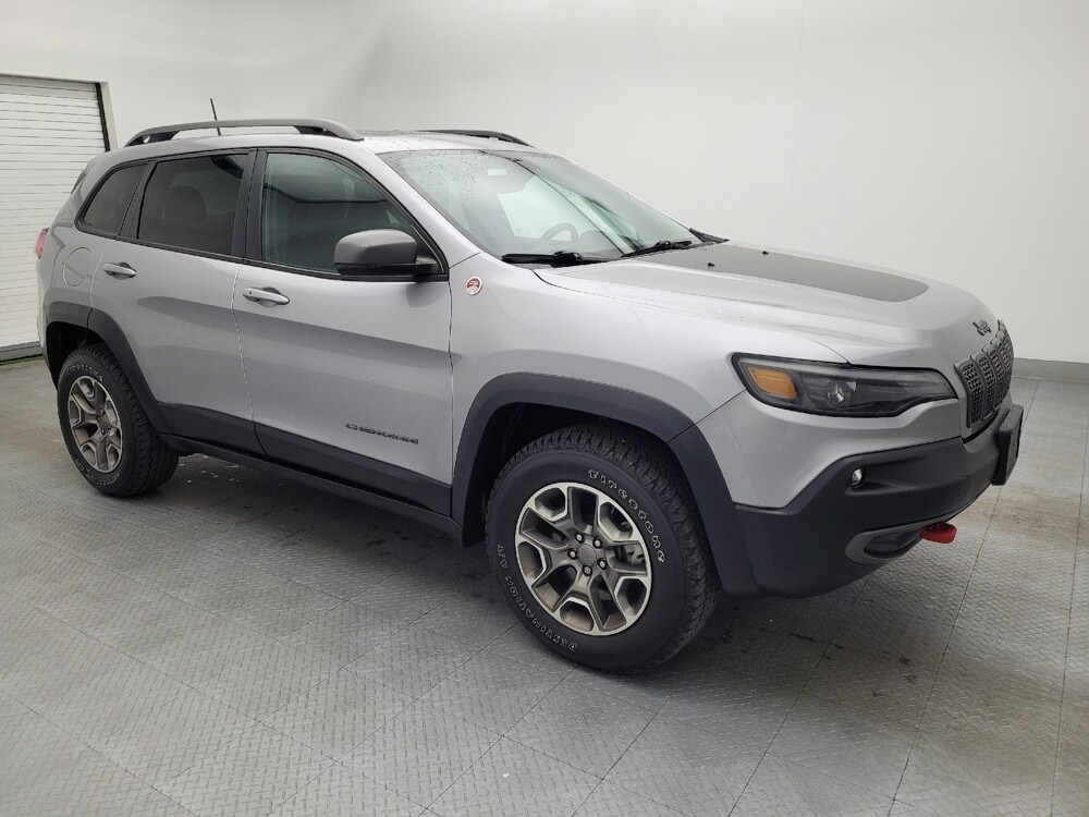 2020 Jeep Cherokee in Fayetteville, NC 28304 - 18093336 11