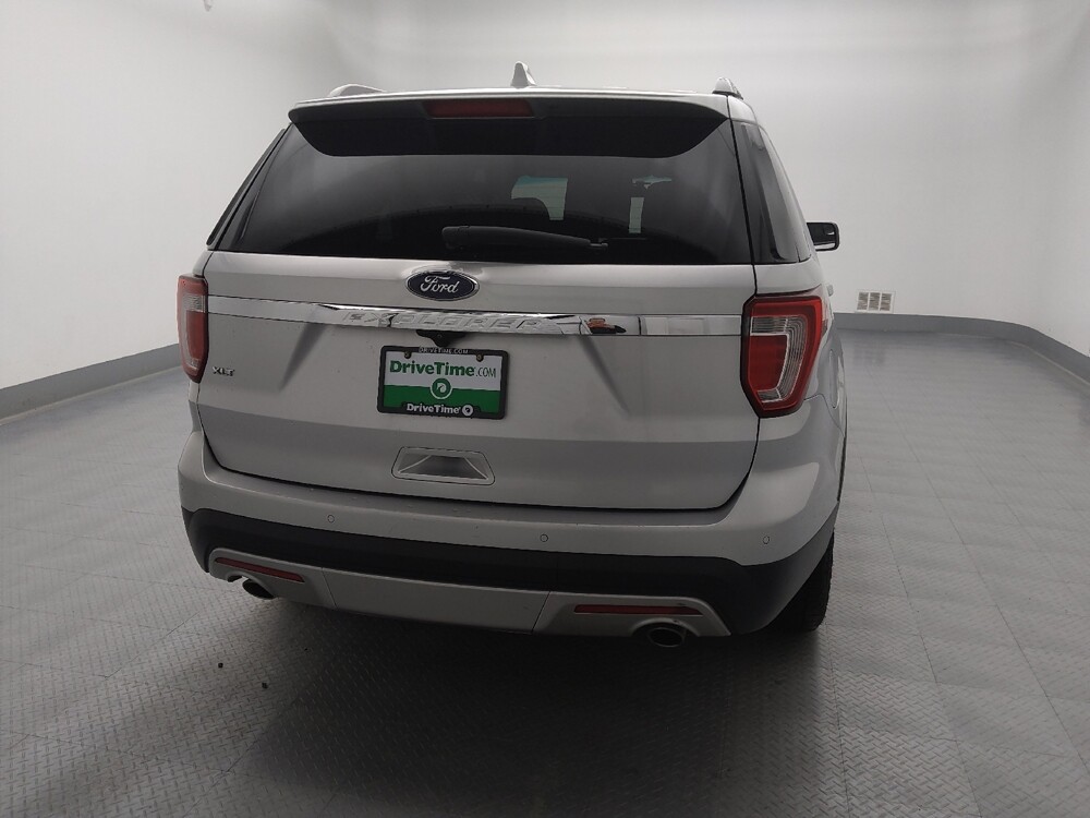 2017 Ford Explorer in Topeka, KS 66611 - 18093342 7