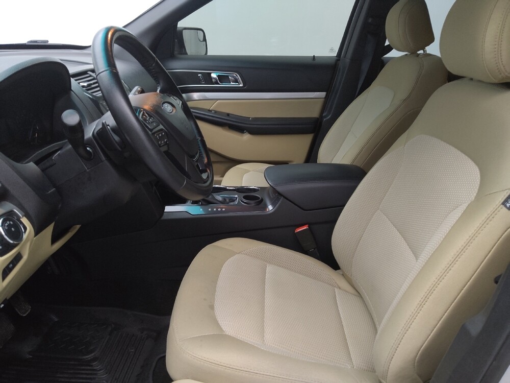 2017 Ford Explorer in Topeka, KS 66611 - 18093342 17
