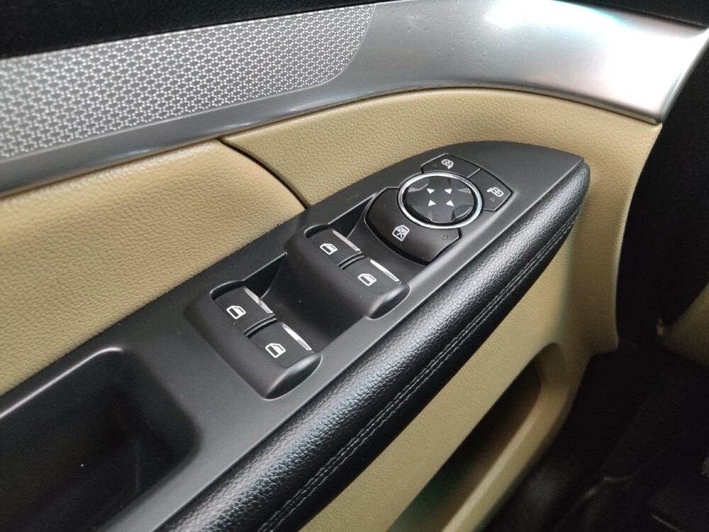 2017 Ford Explorer in Topeka, KS 66611 - 18093342 27