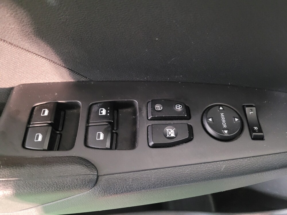 2018 Hyundai Accent in Tulsa, OK 74145 - 18093344 27