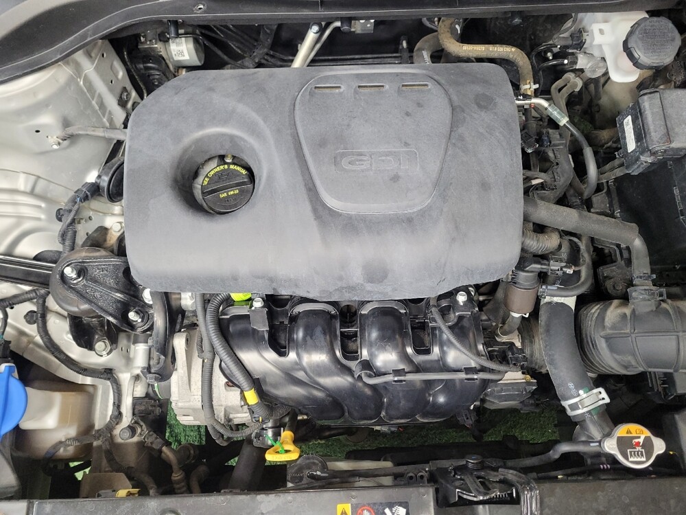 2018 Hyundai Accent in Tulsa, OK 74145 - 18093344 30