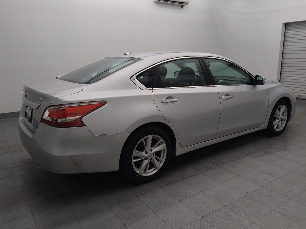 2013 Nissan Altima in Baton Rouge, LA 70816 - 18093347 10