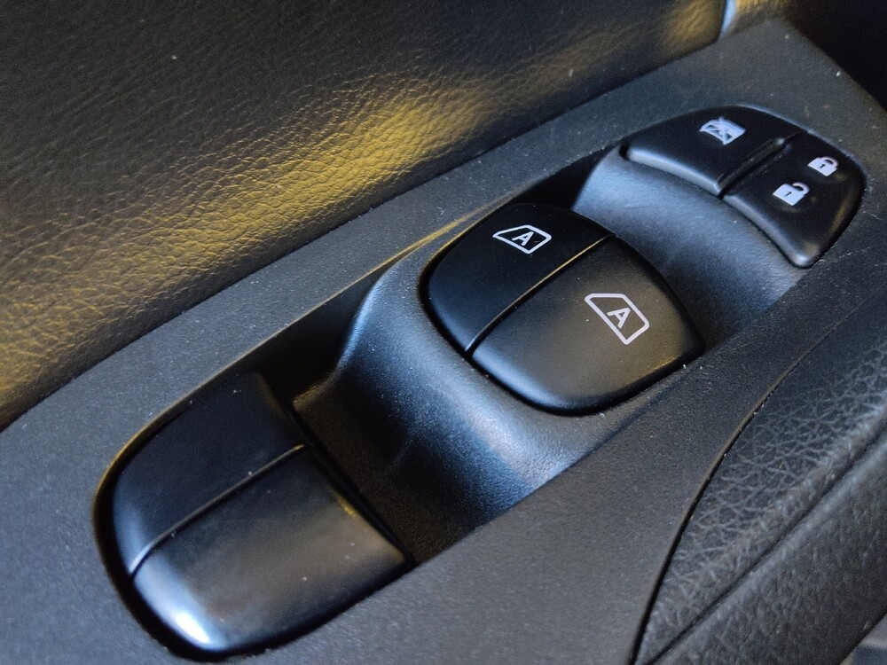 2013 Nissan Altima in Baton Rouge, LA 70816 - 18093347 27