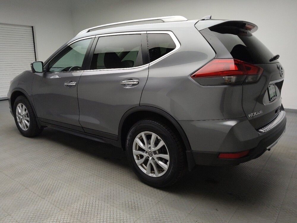 2018 Nissan Rogue in Taylor, MI 48180 - 18093348 3