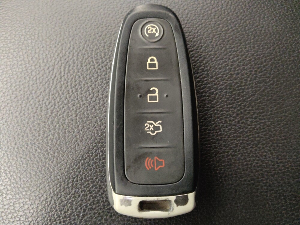 2019 Ford Escape in Houston, TX 77074 - 18093350 32