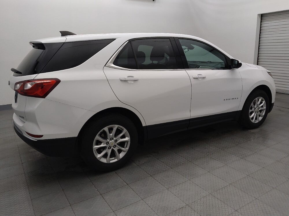 2020 Chevrolet Equinox in Corpus Christi, TX 78412 - 18093351 10