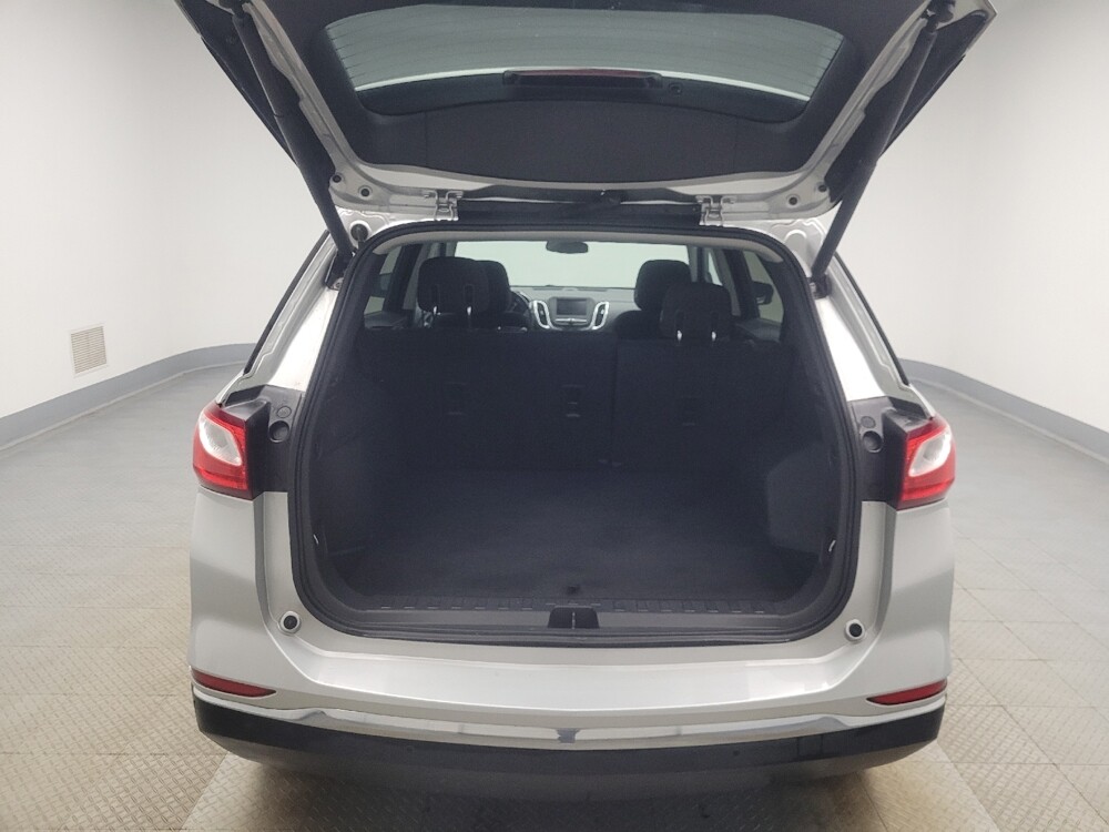 2020 Chevrolet Equinox in Indianapolis, IN 46222 - 18093352 29