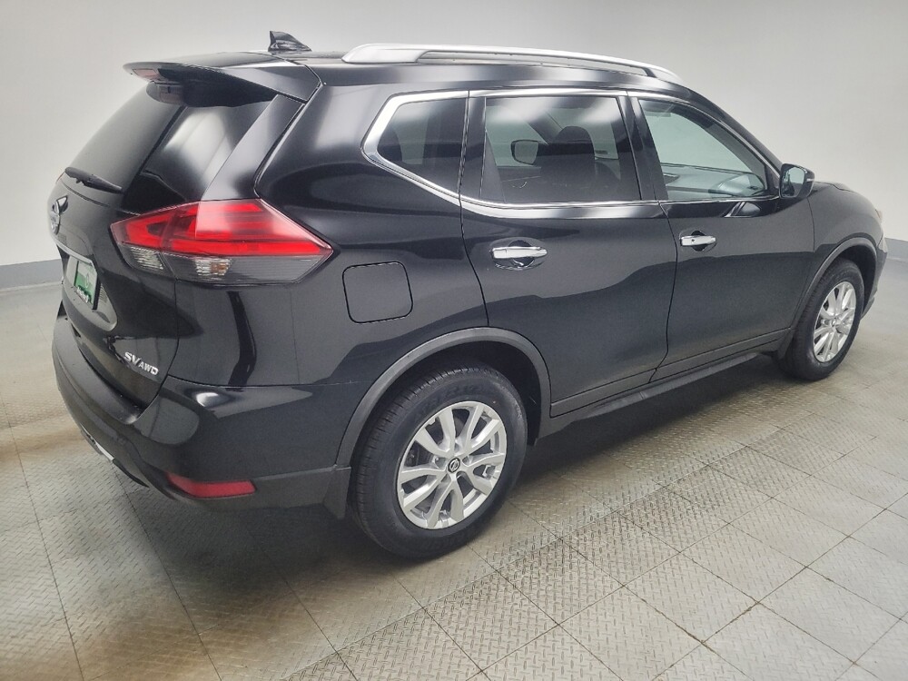 2017 Nissan Rogue in Ft Wayne, IN 46805 - 18093359 10