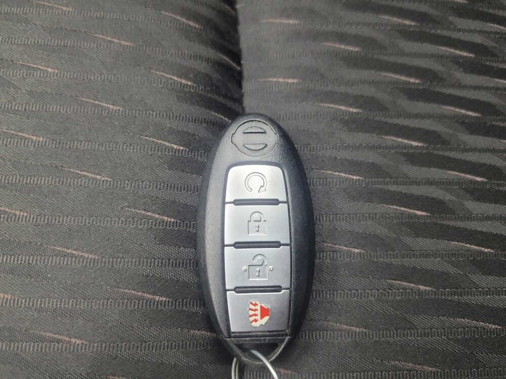 2017 Nissan Rogue in Ft Wayne, IN 46805 - 18093359 32