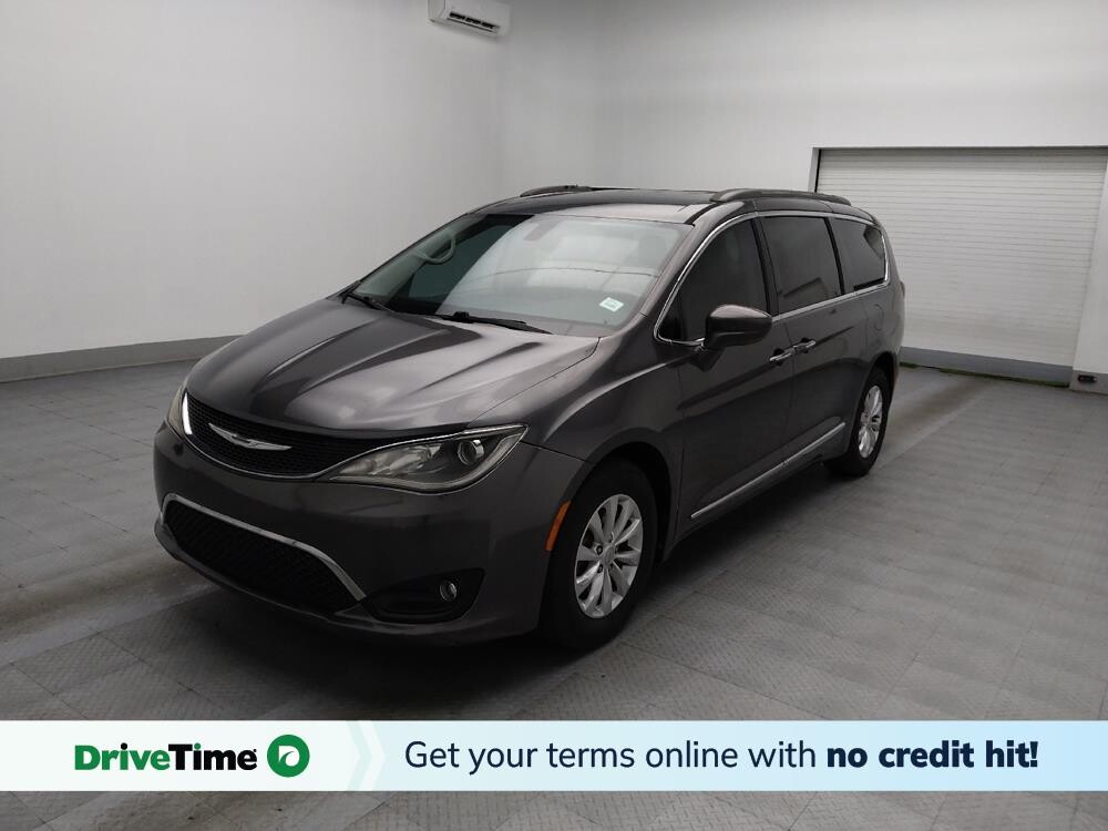 2017 Chrysler Pacifica in Conyers, GA 30094 - 18093376