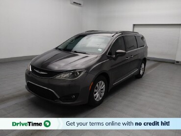 2017 Chrysler Pacifica in Conyers, GA 30094
