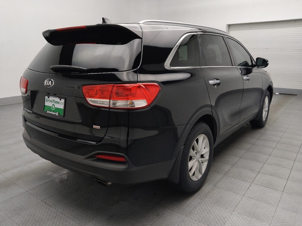 2017 Kia Sorento in Conyers, GA 30094 - 18093377 9